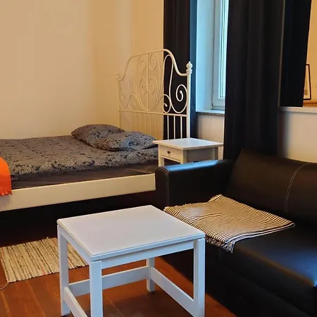 Przy Stonehenge Apartamento *